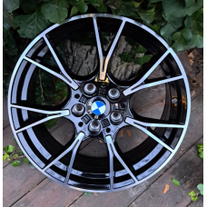 Replica BMW (B7046) 8x18 5x120 ET30 DIA72,6 (black machined face)