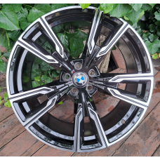 Replica BMW (B945) 10x20 5x112 ET40 DIA66,6 (gloss black machined face)