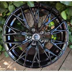 FC8013 gloss black