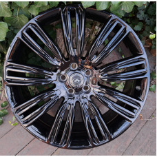 Replica Land Rover (LR716) 9,5x22 5x120 ET45 DIA72,6 (gloss black)