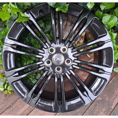 Диски Replica Land Rover (LR941) gloss black