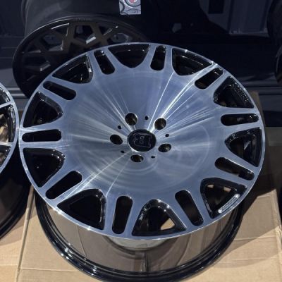 Диски Replica Mercedes (MR0201) gloss black machined