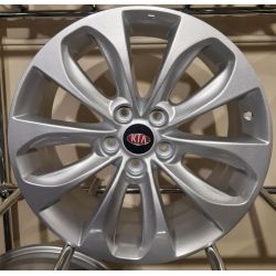 Kia (ZY802) silver