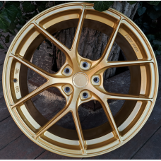 JAPAN RACING SL01 Gold R18 W8.5 PCD5x112 ET42 DIA66.6