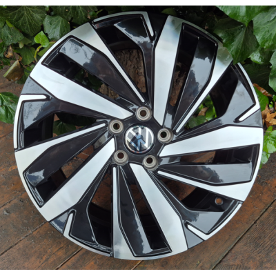Диски Replica Volkswagen (VV3324) BMF