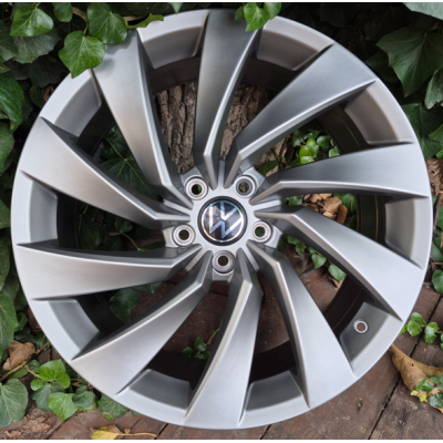 Диски Replica Volkswagen (VV3333) grey