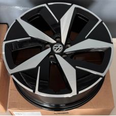 Replica Volkswagen (VV5647) 8x20 5x112 ET45 DIA57,1 (gloss black machined face)