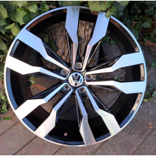 Replica Volkswagen (VV860) 8,5x20 5x112 ET38 DIA57,1 (BMF)