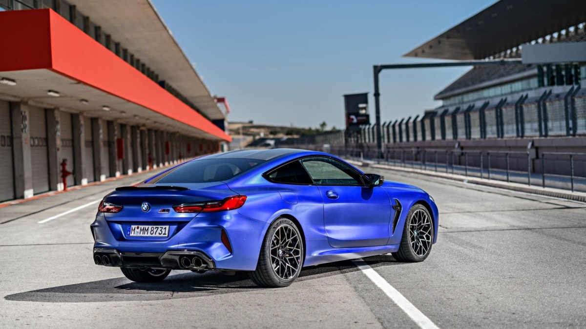 Високопродуктивна шина для BMW M8